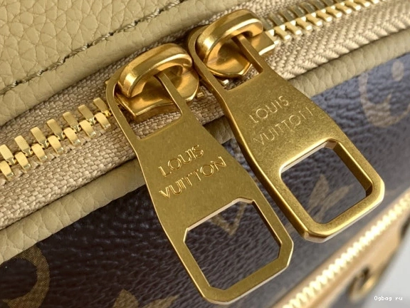 Backpack-44&19*31CM Louis Ooutdoor Vuitton 0716